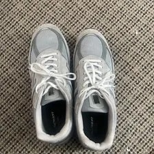 New Balance — Size 6.5 - New Balance 990 V5 — Sneaker — resale
