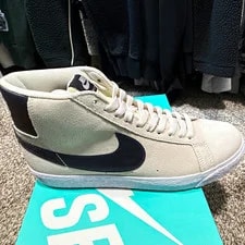 Nike SB — Nike SB Blazer Mid Mid Top Skate — Sneaker — resale