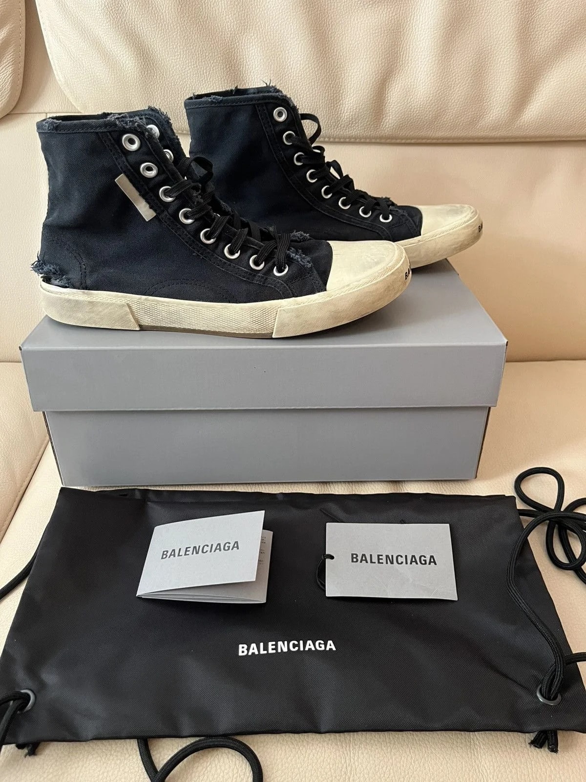 Balenciaga — Balenciaga Paris High Demna Era — Sneaker — resale