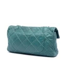 Chanel CC Ultimate Stitch East West Flap 2