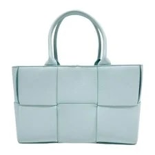 Bottega Veneta Arco Maxi Hand 2
