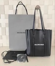 Balenciaga — Balenciaga With Strap Authentic Excellent — Handbag — resale