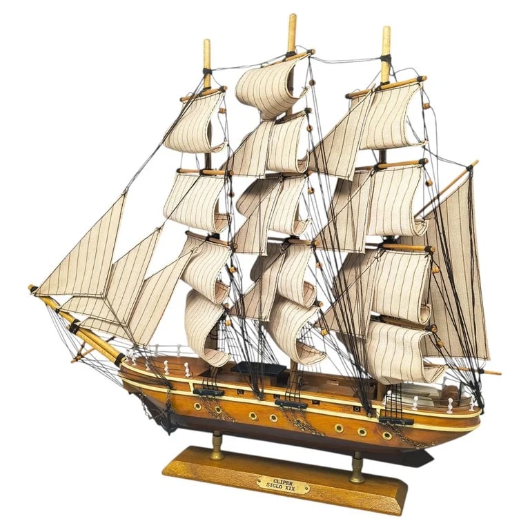 Handmade 1970s Cliper Siglo XIX Model Ship in , England — Furniture — resale