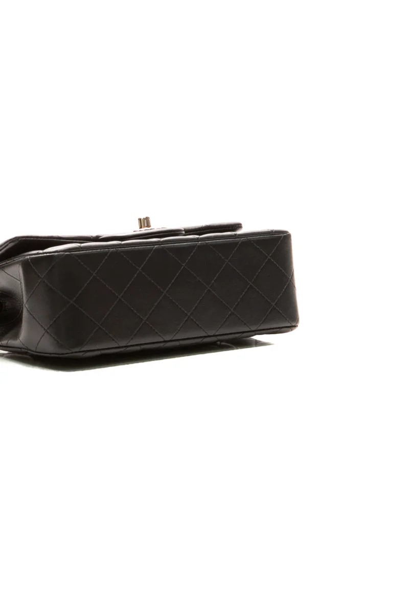 Classic Rectangular Top Handle Flap 4