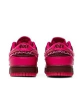 Nike Wmns Dunk Low 'Valentine's Day’ 2