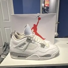 Jordan Air 4 Retro CT8527-100 3