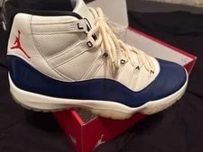 Size 11.5 - Air Jordan 11 Retro Air 4