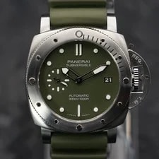 Panerai — Panerai Submersible 42mm Military Green - PAM01055 - Full SET — Watch — resale