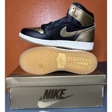 Air Jordan — Air Jordan 1 Retro High OG Metallic / FD1437-071 — Sneaker — resale