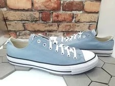 Converse Chuck Taylor All Star Low A08629F Sz 10.5 Out of the 2