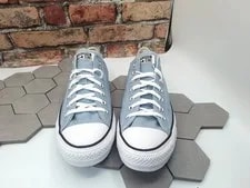 Converse Chuck Taylor All Star Low A08629F Sz 10.5 Out of the 3