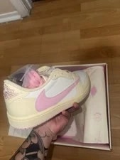 Travis Scott — 1 Shy Size 7 ’s / 8.5 ’s. — Sneaker — resale
