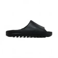 Yeezy Slides — 11 2