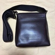 Louis Vuitton Utah Yuma Crossbody Pochette 2