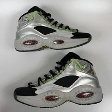 Reebok Question Mid Minions Grus Lab 2