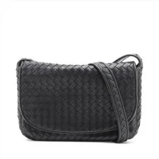 Bottega Veneta — Bottega Veneta Veneto — Handbag — resale