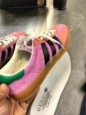 Gucci x Adidas — Gucci X Adidas Gazelle Low Top Sneakers Sole 646652 — Sneaker — resale