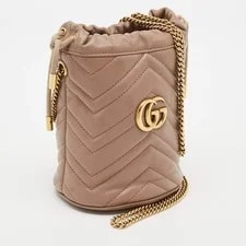 Gucci GG Marmont Small Matelasse Bucket 3