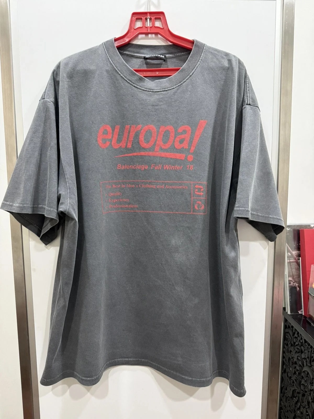 Balenciaga — Balenciaga Fall Winter 18 Europa T-shirt — streetwear — resale