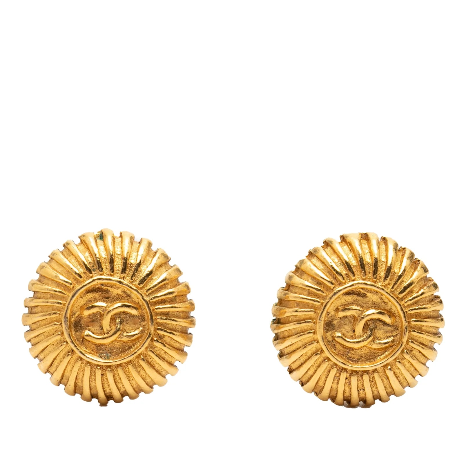 Chanel — CC Sunburst Clip on — Jewelry — resale
