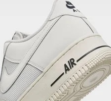 Size 10.5 /030 Nike Air Force 1 '07 LV8 Casual Shoes 3