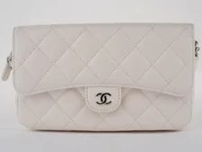 Chanel Matelasse Flap Phone Case 974586 3