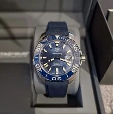 Tag Heuer Aquaracer 300M Calibre 5 - 43mm (Blue Dial/Rubber) - WAY201B.FT6150 2