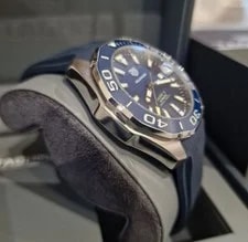 Tag Heuer Aquaracer 300M Calibre 5 - 43mm (Blue Dial/Rubber) - WAY201B.FT6150 4