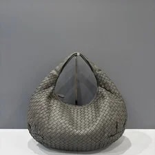 Bottega Veneta Medium Veneta Hobo Kaki (ym042326e0) 2