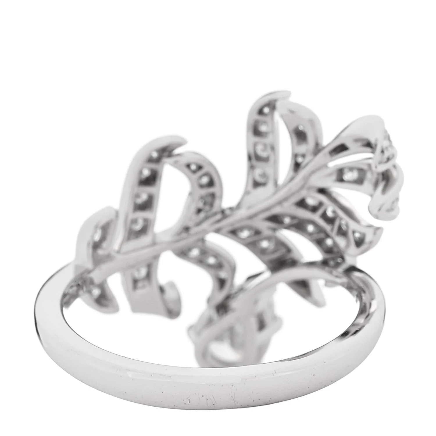 18K White Gold Plume de Chanel 53 6.5 3