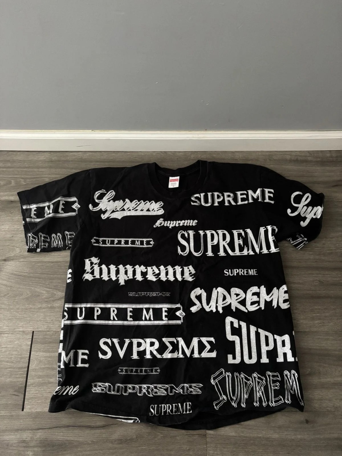 Supreme Logo Tee 3