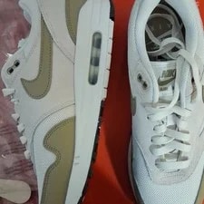 Nike Air Max 1 Athletic Shoes Low Top Lace Up 4