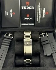 Tudor Pelagos 39mm Black Dial Titanium Automatic Diver Box & Papers 2