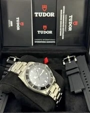 Tudor Pelagos 39mm Black Dial Titanium Automatic Diver Box & Papers 3