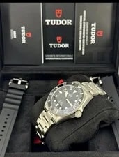 Tudor Pelagos 39mm Black Dial Titanium Automatic Diver Box & Papers 4
