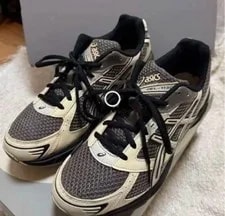Asics — Asics 9.5US Gel 1130 I4P Model JPN Limited Edition Vhtf P — Sneaker — resale