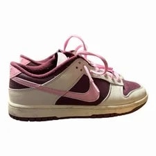 Size 9.5 - Nike Dunk Low Valentine's Day 3