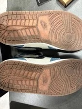 9.5US Air Jordan 1 High Tops 3
