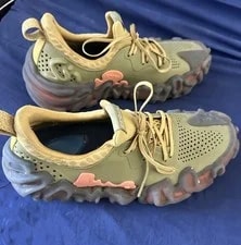 Crocs — Salehe Bembury Crocs - Guava Limited Edition — Sneaker — resale