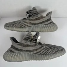 Size 10.5 - Adidas Yeezy Boost 350 V2 Low Beluga Reflective 2