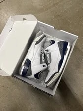 Air Jordan — Air Jordan 3 Retro Size 9 CT8532-140 — Sneaker — resale