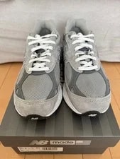 9.5US New Balance 990V3 2