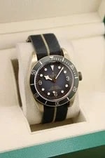 Tudor Black Bay Bronze 79250BA Box + Papers + Extra Strap 3