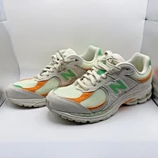 New Balance — New Balance 2002R Apple Size US 9 — Sneaker — resale