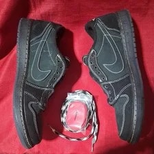 Jordan 1 Low Phantoms 2