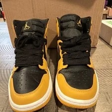 Size 8 - Jordan 1 Retro OG High Pollen 2