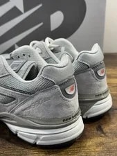 New Balance 990 Limited Edition 100% Iconic Icon 40 3