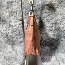 Fendi Magnetic From Japan 4