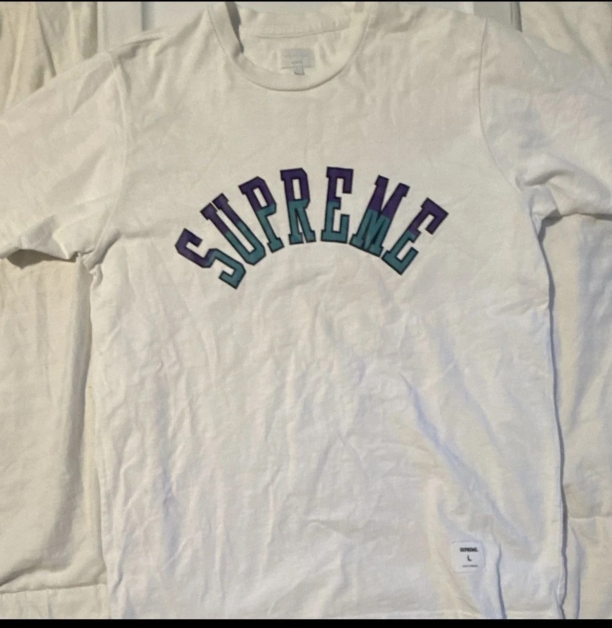 Supreme — Supreme Heavyweight Tee — streetwear — resale