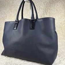 Bottega Veneta — [Very Popular✨] Bottega Veneta — Handbag — resale